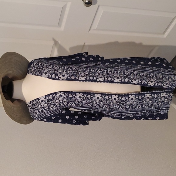 Versatile Kimono - Picture 4 of 8